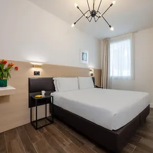 Hotel Globus Urban, Florencia