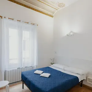Florence Rooms Bed & Breakfast