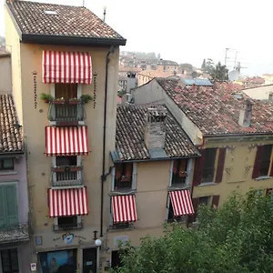 Bed & Breakfast The Tower Of The Old King Desenzano del Garda